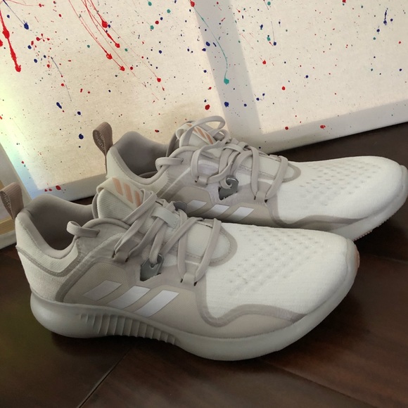 Adidas Bounce shoes - Picture 5 of 8